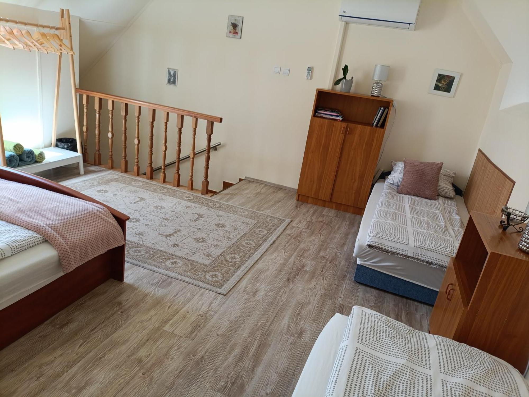 Cehmesterek Apartman Эгер Экстерьер фото