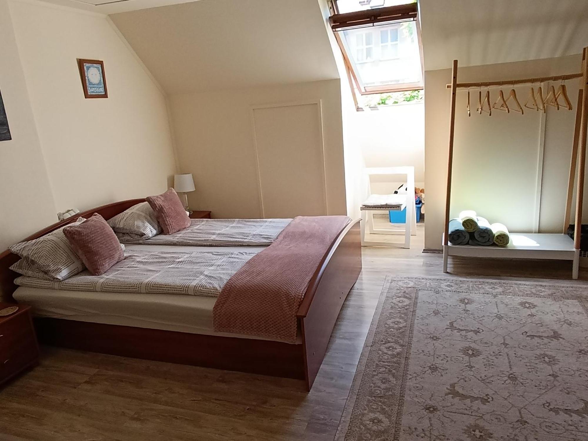 Cehmesterek Apartman Эгер Экстерьер фото